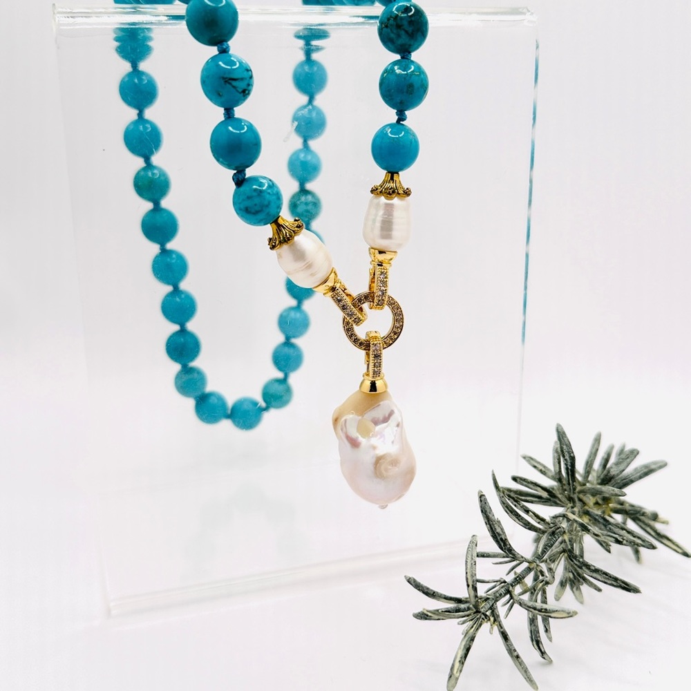 Genuine Howelite and Baroque Pearl Pendant Necklace - Picture 3 of 12